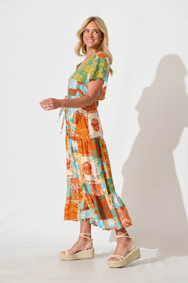 241112_StFrock_Phoebe_A57568-2-MUL-ORG_0399.jpg Midi Dress in Multi Orange Print