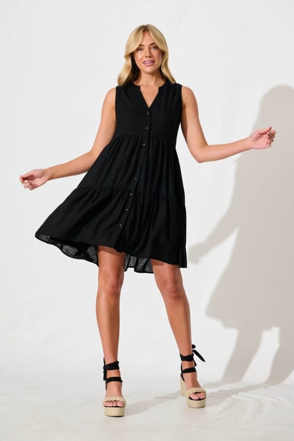 241112_StFrock_Phoebe_A61003-BLK_0751.jpg Dress in Black Linen Blend