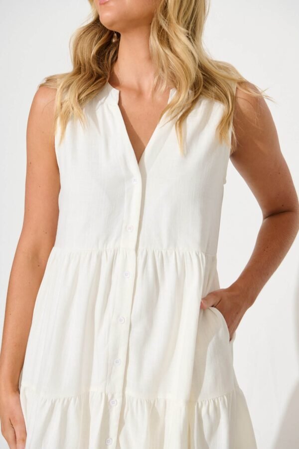 Dress in White Linen Blend
