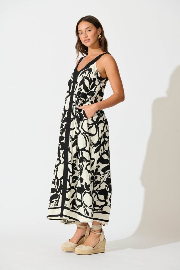 Maxi Dress in Black with White Print