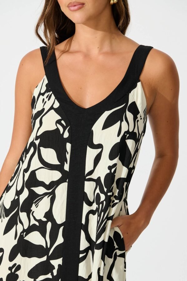 Maxi Dress in Black with White Print
