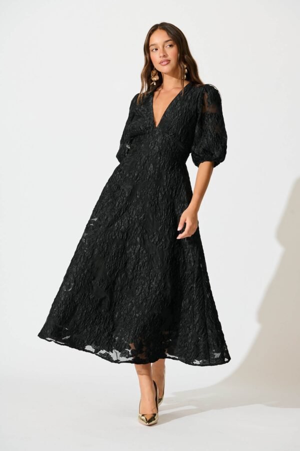 241114_StFrock_Milly_PM_80099-BLK-FLO_0751.jpg Midi Dress In Black Floral Organza Jacquard
