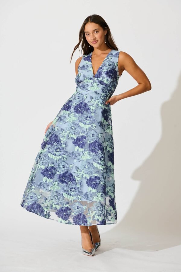 241121_StFrock_Milly_PM_80513-BLU-FLO_0640.jpg Maxi Dress in Blue Floral Organza Jaquard