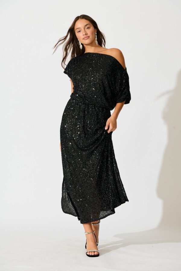 241121_StFrock_Milly_PM_S1260-BLK_0724.jpg Maxi Dress in Black Sequin