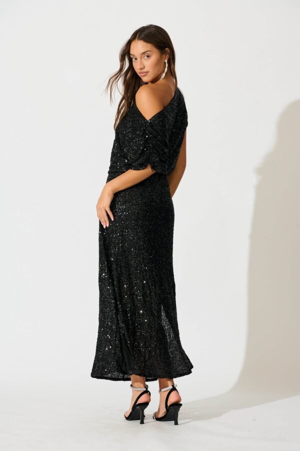 241121_StFrock_Milly_PM_S1260-BLK_0736.jpg Maxi Dress in Black Sequin