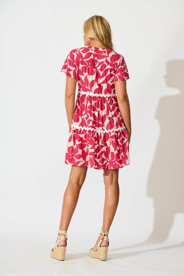241126_StFrock_Phoebe_A60969-PNK-CRM_0254.jpg Dress In Pink Leaf