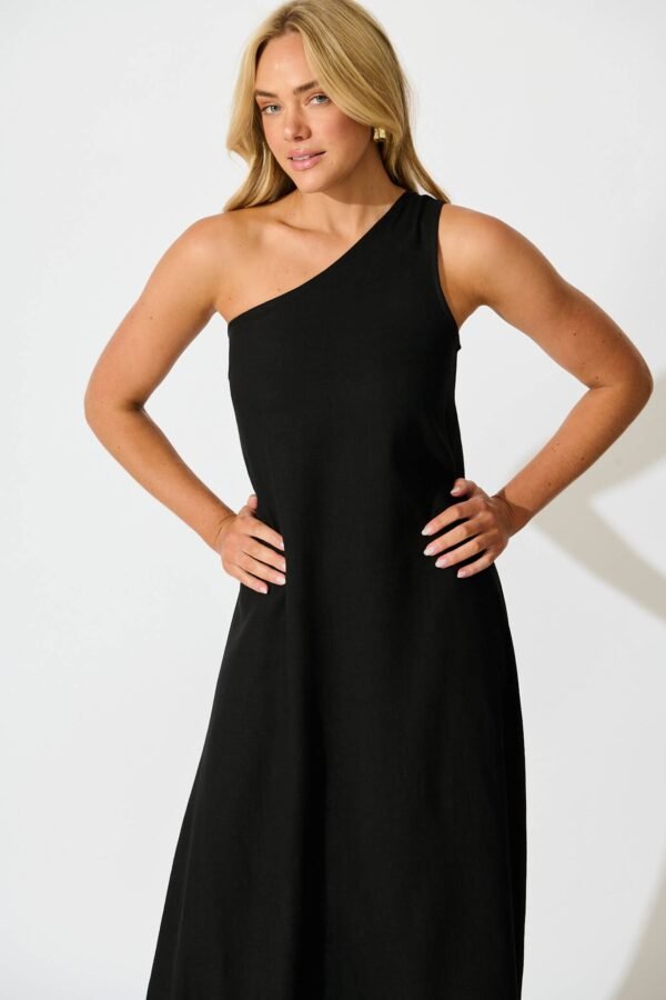Maxi Dress in Black Linen Blend